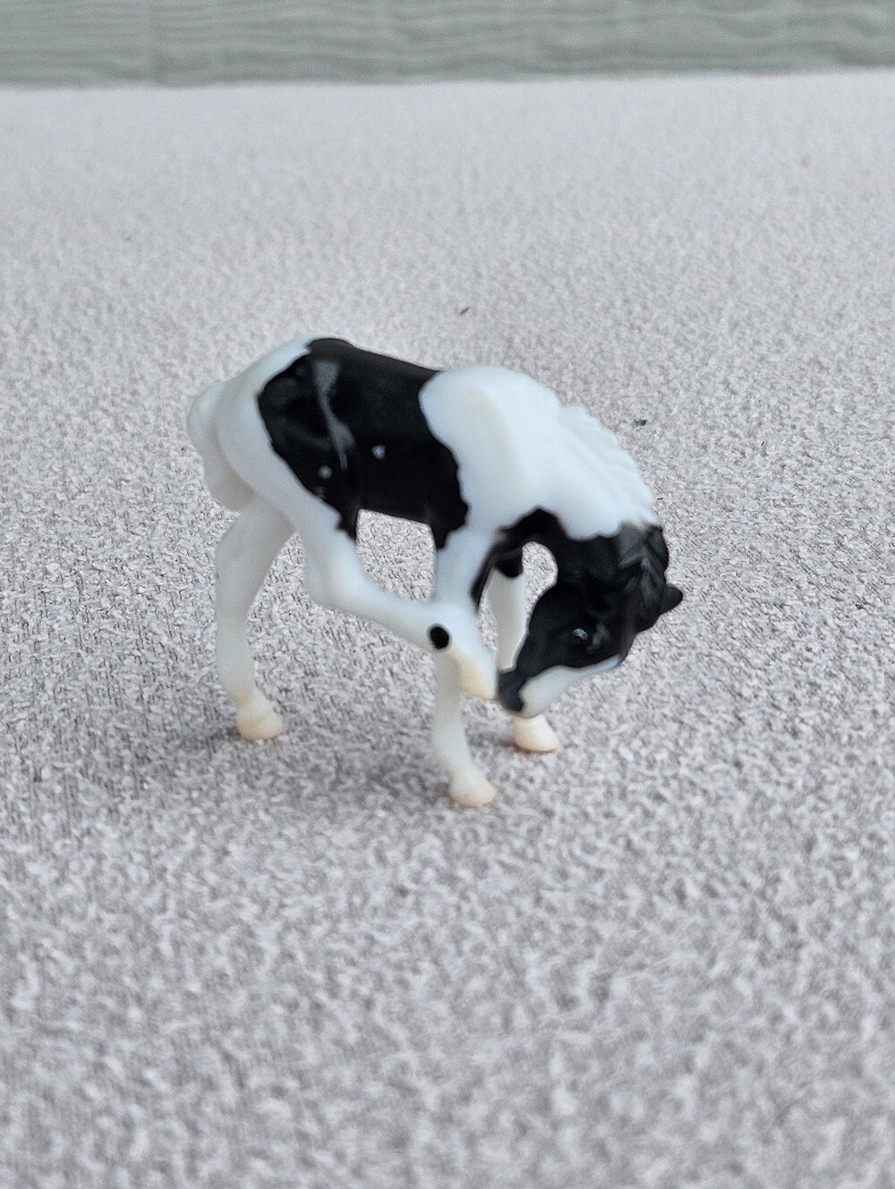 Breyer Stablemates 5923 Black White Pinto Foal Horse Figurine VTG 1999 Retired